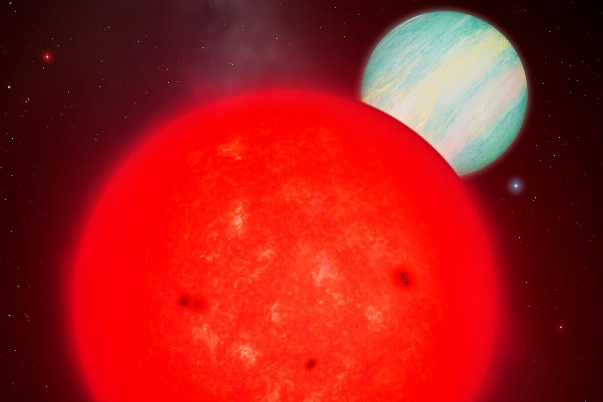 巨大惑星が小さな恒星を周回 惑星形成の理論に一石 | 記事 | 新潮社